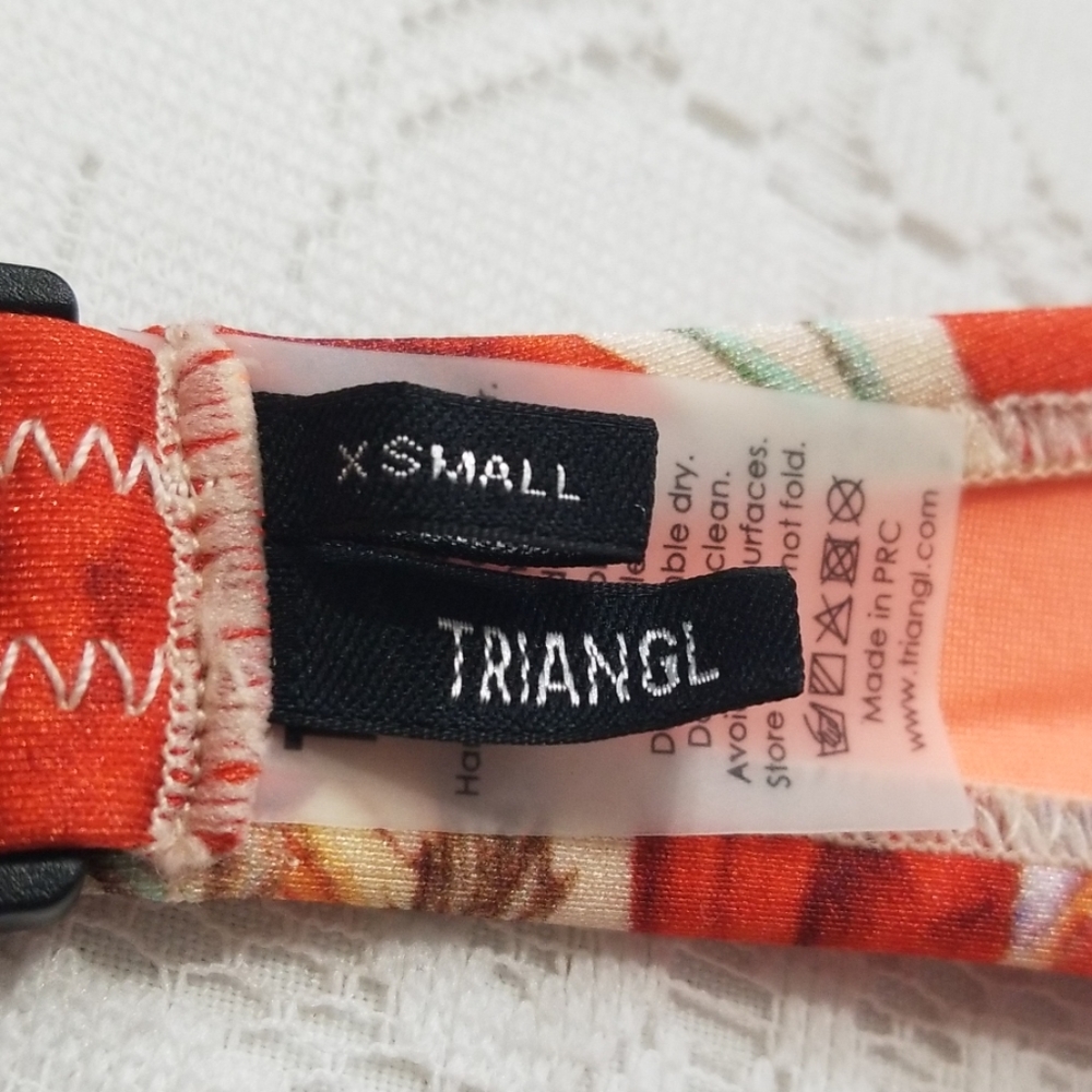 24T Triangl strapless cream floral top, various - Picture 5 of 7
